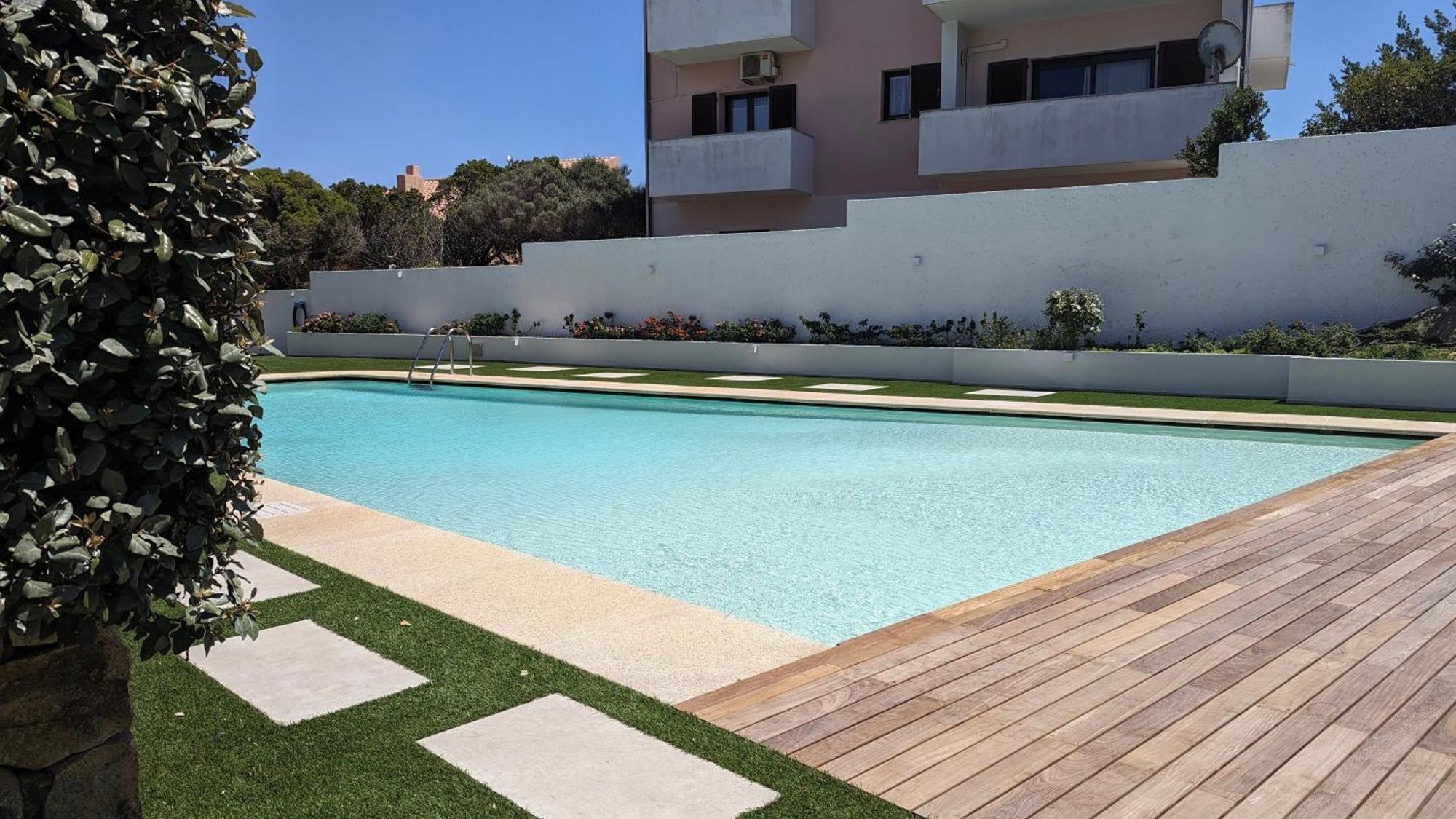 Appartamento Con Piscina - Luna Ruja Palau Bagian luar foto